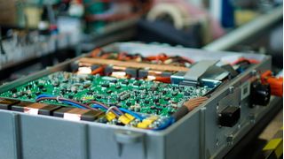 Ein Onboard-Batterieladegerät aus dem Hause EDN. (MTA)