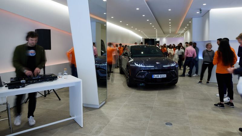 Ein DJ war auch da. (Bild: Fisker Inc.)