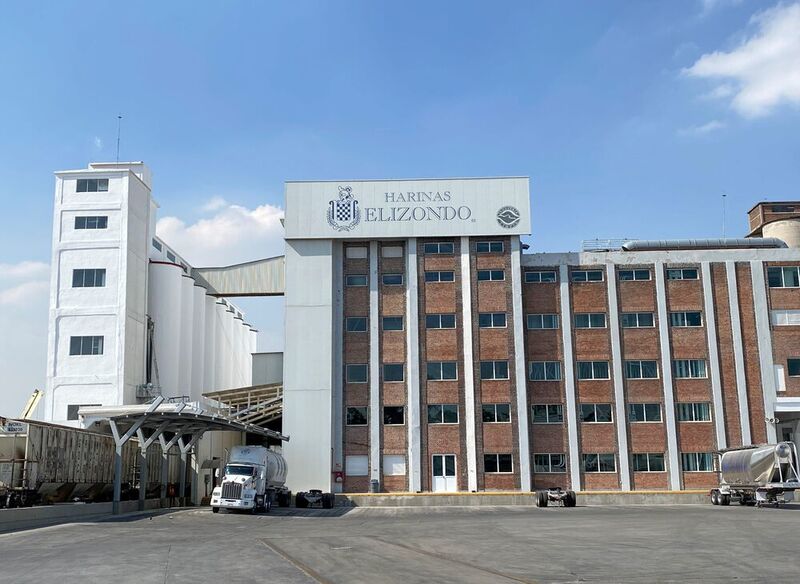 Als eine der größten Weizenmühlen Mexikos, setzt Harinas Elizondo seit 2012, abhängig von den jeweiligen Anforderungen, die verschiedensten Vega-Radarsensoren für Schüttgüter und Flüssigkeiten ein. (Vega)