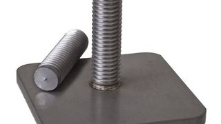 Der Soyer-Schweißbolzen HZ-1 mit Zentrierspitze eignet sich optimal zum Bolzenschweißen für alle bekannten Schweißsysteme mit Spitzen-, Hub- und Kurzzeithubzündung.  (Bild: Heinz Soyer)