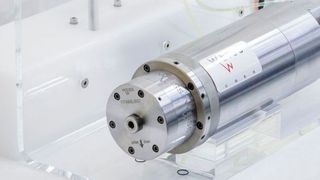 Im Labor und im praktischen Einsatz nachgewiesen: Spindeln mit Öl-Direktschmierung haben zahlreiche Vorteile im Bereich mittlerer und hoher Drehzahlkennwerte von bis zu 2,0 Mio. mm/min. (Weiss Spindeltechnologie)