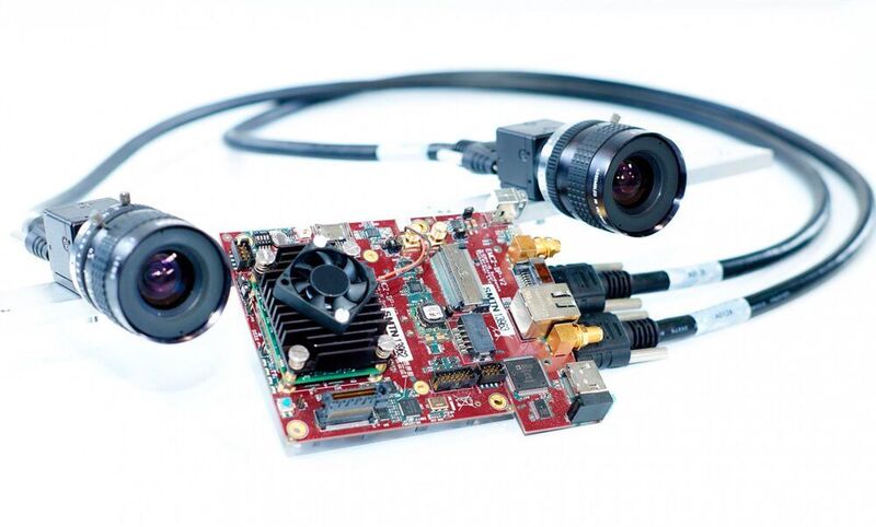 Bild 2: Die Stereokamera und das eingebettete System aus der Drohne. (Fraunhofer IOSB)