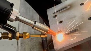 Handschweißen mit dem Laser bei Kolless in Bremen. (Bild: Kolless)