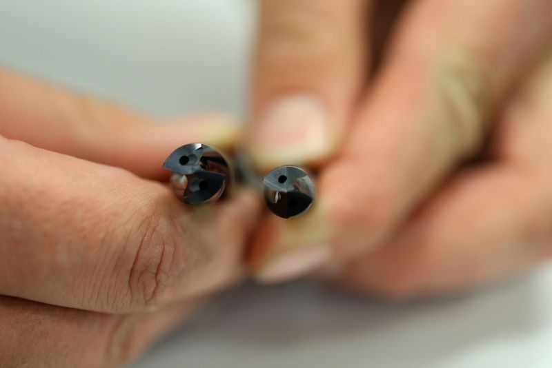 Blick auf die Schneiden der Mapal-Bohrer. (Matthias Böhm)