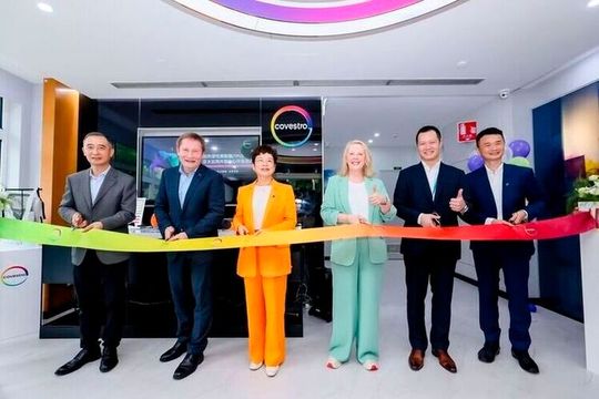 Covestro opens its new TPU Application Development Center in Guangzhou, China. From left: Edward Zhou (Managing Director of Guangzhou Site), Christian Haessler (Head of Innovation TPU), Holly Lei (President of Covestro China), Andrea Maier-Richter (Global Head of TPU), Kevin Ho (Head of TPU Sales and Market Development APAC) and Frank Yang (Head of TPU Innovation APAC). (Source:  Covestro)