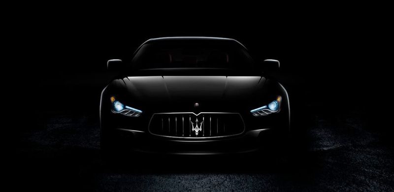 Die Modelle Quattroporte und Ghibli werden teilweise mit 89 neuen Robotern gefertigt. (Bild: Maserati)