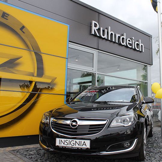 Opel ist jetzt auch an der Saalestraße 15 in Krefeld präsent.(Foto:  Ruhrdeich)
