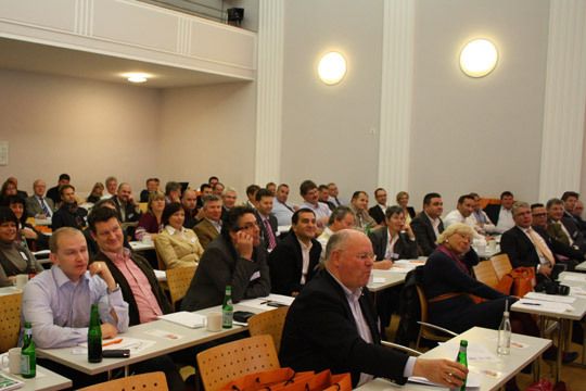 Die Volvo-Händlerschaft traf sich am vergangenen Wochenende in Regensburg zu ihrer turnusmäßigen Versammlung. (Vera Scheid)