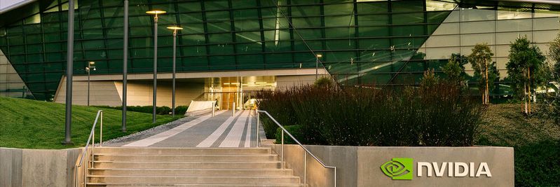 Wegen sinkender Umsätze im PC-Markt will der Grafikkarten-Spezialist Nvidia das Cloud- und Datacenter-Geschäft ausbauen.(Bild:  Nvidia)