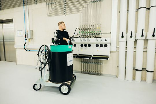 Grâce à une alimentation en fluides modernisée par Motorex, Monnin SA a entre autres amélioré la sécurité d'approvisionnement, et réduit les risques et interruptions de production.(Source :  Motorex)