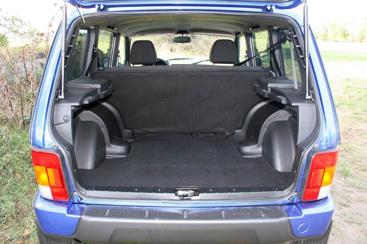 Der Längenzuwachs erhöht das Ladevolumen um 160 Liter auf 424 Liter. (Bild: Ampnet)