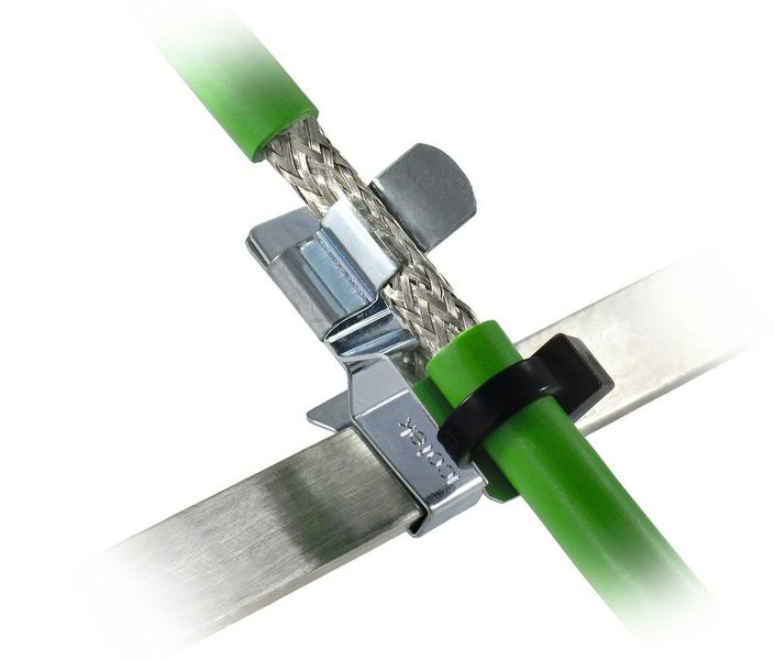 Bild 3: Schirmklammer SKL mit Montagefuß für 10 x 3 mm Sammelschiene. (icotek)