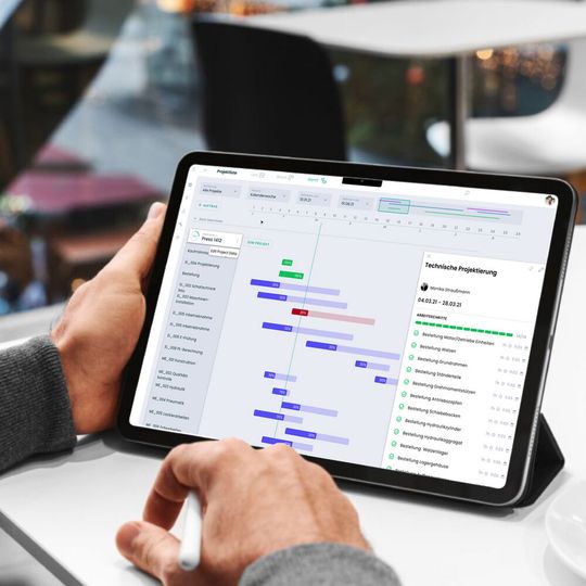 Die Echtzeit-App 5i.Progress: mit ihr behält der Anwender, dank effizienter Rückmeldung, Aufträge und Arbeitsanweisungen jederzeit im Blick. Die Echtzeit-App 5i.Progress: mit ihr behält der Anwender, dank effizienter Rückmeldung, Aufträge und Arbeitsanweisungen jederzeit im Blick.
