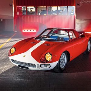 Ein Ferrari 250LM aus dem Jahr 1962 landete in Paris bei Artcurial mit einer Summe von 17,2 Millionen Dollar auf Rang 5.(Bild:  Artcurial)
