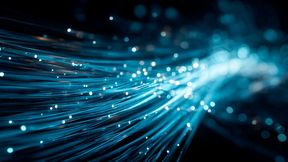 Mit CXL lassen sich Rechnerarchitekturen realisieren, die riesige Datenmengen mit hoher Geschwindigkeit verarbeiten. (Bild: Midjourney / KI-generiert)