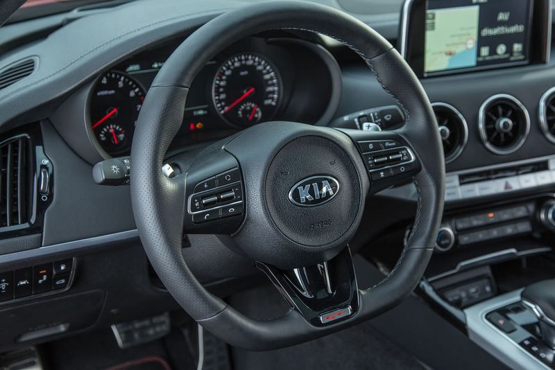 Die Fahrmodi wirken sich auch auf Lenkung und Fahrwerk aus. (Kia)