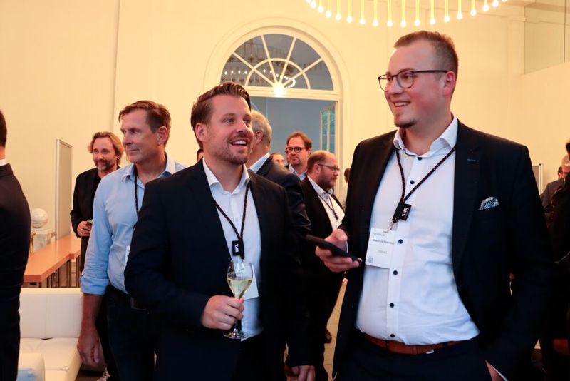 Sebastian Drinnhausen (TIM AG), Marius Hornung (TIM AG) (Bild: TIM AG)