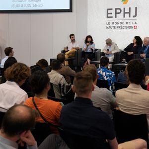 Les tables rondes, le forum de l’innovation et l’espace exposant réunissent des orateurs et des experts renommés pour des débats passionnants et des échanges animés et constructifs.(Source:  EPHJ)