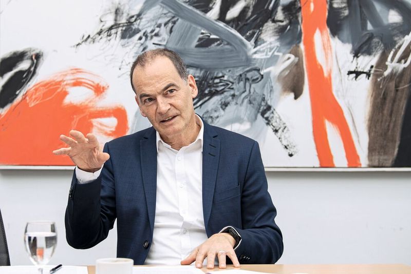 «Unsere Auszubildenden positionieren sich ausgezeichnet: World-Skills 3. Platz, Euro-Skills 2. Platz, Swiss-Skills 1. Platz.» Jens Bleher, CEO Fritz Studer AG (Bild: Thomas Entzeroth)