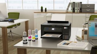 Die neuen Ecotank-A4-Modelle von Epson zeichnen sich trotz großer Tintentanks durch eine kompakte Bauform aus.  (Epson)