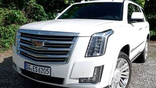 Vom GM-Rückruf ist unter anderem der Cadillac Escalade betroffen. (»Automobil Industrie«/Jens Scheiner)