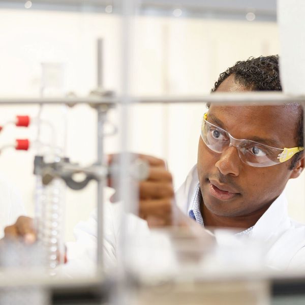 5. ERP-Silos werden abgeschafft: Kleine Unternehmen stützen sich auf ein bis zwei, manche Konzerne auf 20 oder mehr ERP-Systeme. Das Nebeneinander der Systeme hat Bestandspuffer künstlich aufgestockt, Informationsverzögerungen verursacht und hohe IT-Kosten für Schnittstellen, Wartung und Upgrades mit sich gebracht. Firmen werden diese Silos abtragen, da sie sich weder die Kosten, den Aufwand noch den damit verbundenen Ärger länger leisten können.  (Bild: Universität Wien)