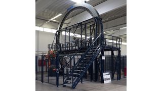 ThyssenKrupp Carbon Components und Maxion Wheels entwickeln und vermarkten gemeinsam Leichtbau-Felgen aus Aluminium und CFK. In der abgebildeten Carbon-Flechtanlage werden diese beiden Materialien miteinander verflochten. (Foto: ThyssenKrupp)