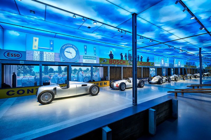 Die Geschichte der Auto Union stellt das Museum modern und multimedial dar. (Stefan Warter/Audi AG)