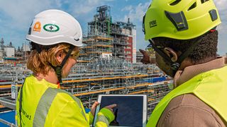 Eine moderne, BIM-basierte Gerüstplanung und innovative Systeme unterstützten den Bau der neuen Vitamin-A-Komplex bei BASF SE in Ludwigshafen. (Bild: PERI)