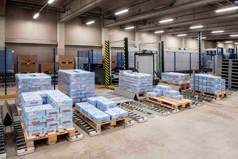 Erweiterung des automatischen Kühllagers für die Molkerei Ammerland EG um 24.500 Regalstellplätze mit verschiedenen Temperaturzonen. (Bild: Westfalia)