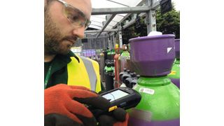 Abb.1: Das AP-Direct-System ermöglicht die schnelle Identifizierung von Gasflaschen, bis hin zur PDF-Generierung von Analysenzertifikaten für Audits. (Air Products)