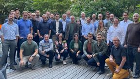 Neue Schnittstellen fü die Energiewende! Das ist das österreichische Team, das im Projekt „FOCUS:LFM“ eine offene digitale Infrastruktur im Rahmen von flexiblen Stromverbrauchern aus der Taufe heben will, um Letztere besser in das Energiesystem einbinden zu können. (Bild: J. Schlumberger)