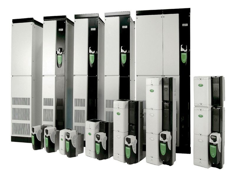 Durch den Einsatz von Frequenzumrichtern lässt sich der Energieverbrauch von Motoren, die mit unterschiedlichen Drehzahlen arbeiten müssen, deutlich reduzieren. Bild: Control Techniques (Archiv: Vogel Business Media)