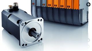 Mit der Cold-Plate-Schaltschrankmontage kann die Abwärme aus den Drives direkt abgeführt und zum Beispiel als Prozesswärme weitergenutzt werden.  (Bild: B&R)