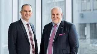 v.l. CEO Peter Selders und Verwaltungsratspräsident Matthias Altendorf bilden das neue Team an der Spitze der Endress+Hauser Gruppe. (Bild: Endress+Hauser)