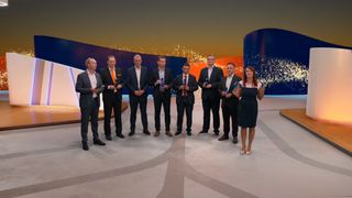 Die Preisträger des Supplier Award 2023 von Leoni (v.l.): Peter Becker, Leoni Bordnetz-Systeme GmbH, Andreas Hohmann, Certoplast Technische Klebebänder GmbH, Stéphane Samson, Acome Group, Angelo Holzknecht, Hirschmann Automotive GmbH, Juan Gonzàlez, Hutchinson PMD Cáceres, Marc Kovermann, KME GmbH, Alexandros Colouris, Hongfa Group/Hongfa Europe GmbH, Karina Schmidt, Leoni Bordnetz-Systeme GmbH. (Bild: Leoni AG)