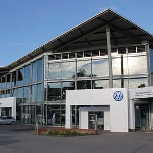 Zur Senger-Automeile am Lingener Damm in Rheine gehört auch ein VW-Betrieb.