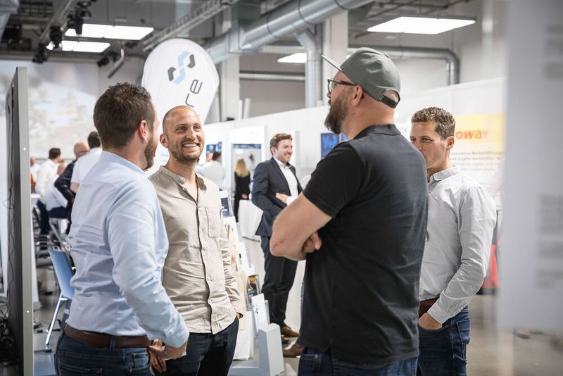 Steckverbinderkongress 2023 Tag 2: Kongress mit Trendthemen von PCF über DC-Steckverbinder, Hybridsteckverbinder, Qualifizierung, Single Pair Ethernet, Hands-on Workshops bis zu 3D-Druck und Konfektionierung. (Bild: Stefan Bausewein)