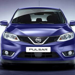 Nissan hat am Dienstag das Kompaktmodell Pulsar angeteasert.