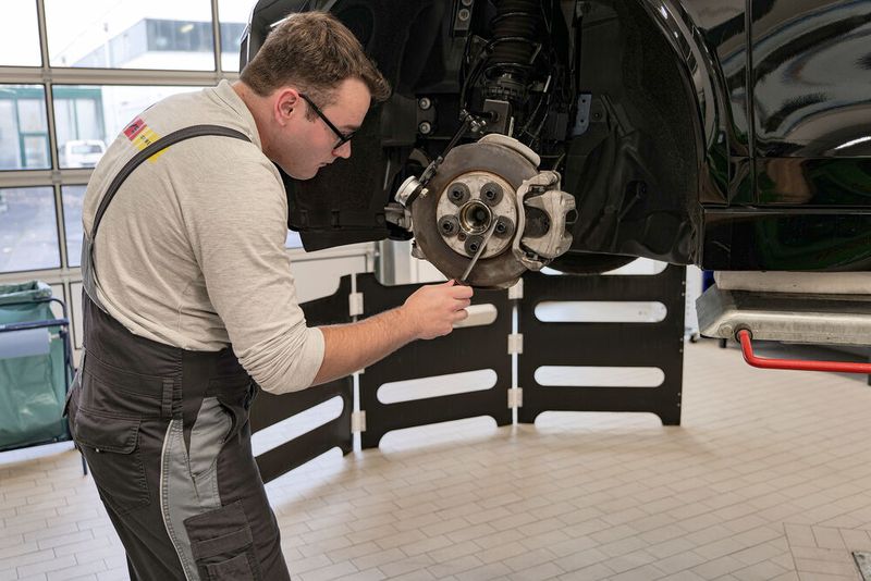 Und auch Luca Felder aus Schleswig-Holstein widmet sich hier dieser Aufgabe. (Bild: Schmidt – VCG)