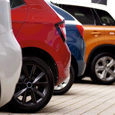 Im Fernabsatz gekauft und dann hat der Wagen doch nicht gefallen? Es ist gar nicht so leicht, das Widerspruchsrecht auszuhebeln; besonders nicht bei Autos. (Bild: Wellnhofer Designs - adobe.stock.com)