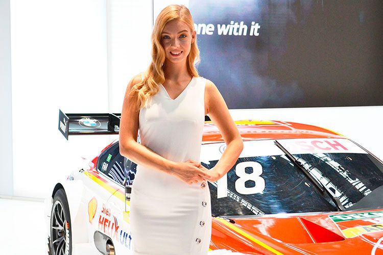 Achtung heiß. Also das Rennauto jetzt ... (Seyerlein / »kfz-betrieb«)