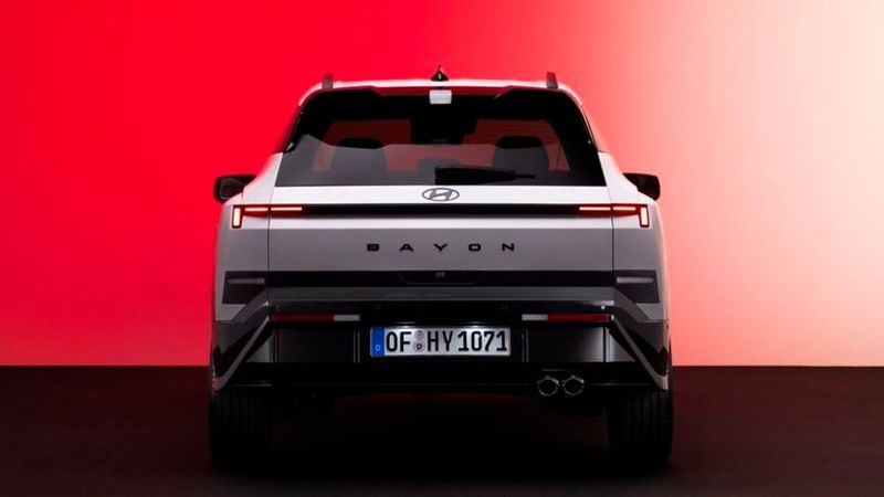 Für den Antrieb stehen zum Marktstart die zwei bekannten 1,0-Liter-Turbobenziner mit 66 kW/90 PS und 85 kW/115 PS zur Wahl. (Bild: Hyundai)