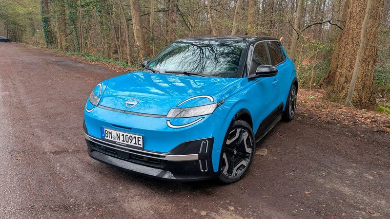 Der neue Nissan Micra fällt mit seinen runden Leuchten auf.(Bild:  Simon – VCG)