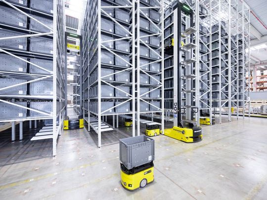 Eine weitere RackBot Lösung: das RackBot System COMPACT bei Logistikdienstleister Transmec Group, Italien. (Bild:  SSI Schäfer)
