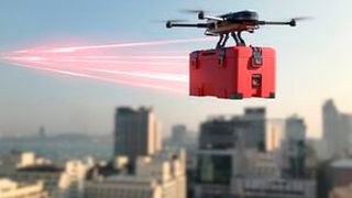 Sag mir, wie viel Drohnlein stehen! Denn bis 2025 soll fast eine halbe Million davon über uns unterwegs sein. Brauchen wir jetzt Helme? Vodafone und Dimetor starten deshalb mit Dronet einen digitalen Risiko-Check, damit uns der „Drohnenhimmel“ nicht auf den Kopf fällt. (Bild: Vodafone)