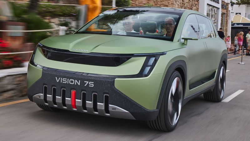 Die Studie Skoda Vision 7S ist fünf Meter lang.(Bild:  Skoda)