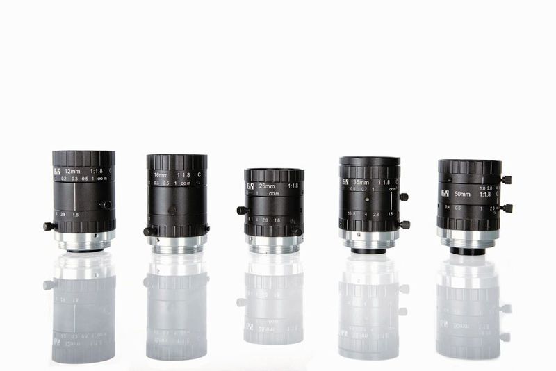 B&R bietet fünf C-Mount-Objektive an, die einen großen Brennweitenbereich von 12 bis 50 mm abdecken. (B&R)