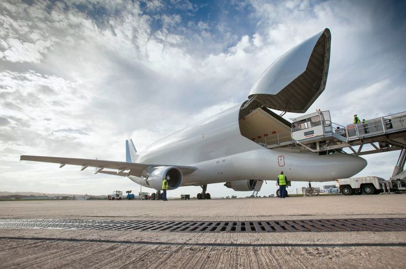 Airbus konnte die erste Konzeptphase für das Frachtflugzeug Beluga XL abschließen, die neue Generation der Großraumtransporter basiert auf dem A330. (Airbus)