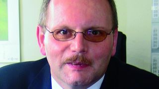 Dipl.-Ing. Thomas Warnatsch, geschäftsführender Gesellschafter der Dresdner Mikromat GmbH: „Wir verkaufen nicht nur hochpräzise Werkzeugmaschinen, sondern Fertigungs-Know-how.“ Bild: Kuttkat (Archiv: Vogel Business Media)